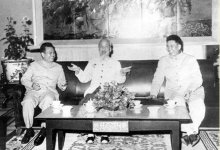 anh HCM-Kaysone-Pol Pot.jpg
